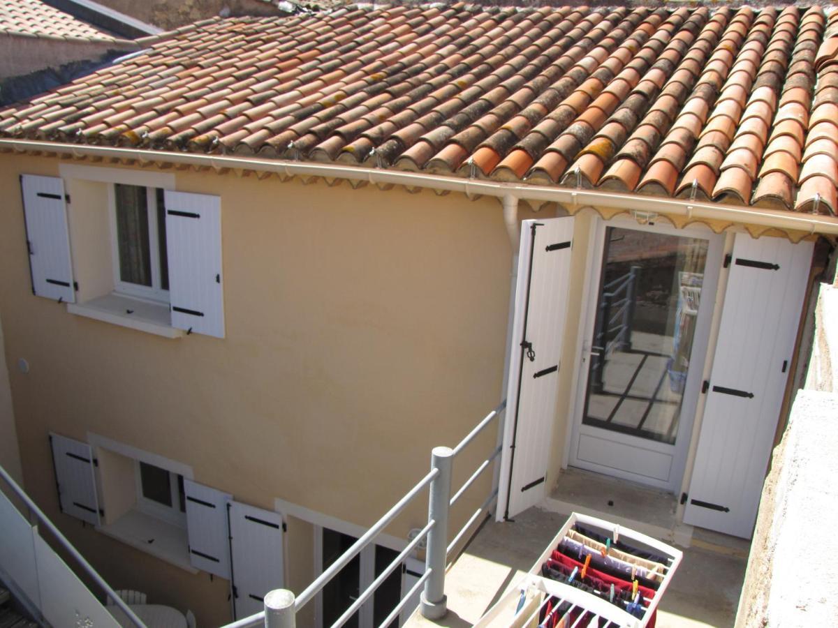 Maison De Village Entre Mer Et Montagne Roujan 外观 照片